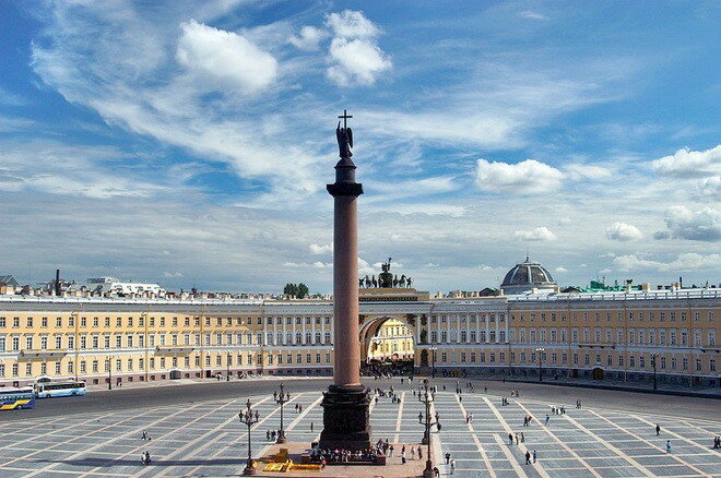 Дворцовая площадь. Санкт-Петербург