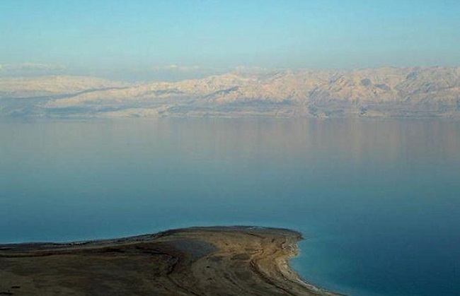 Мёртвое море на самом деле является озером, а не морем